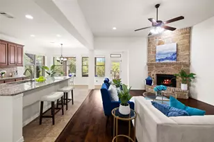 425 Catalina Ln, Austin, TX 78737 - Photo 11