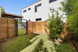 900 S 2nd St, Austin, TX 78704 - Photo 27