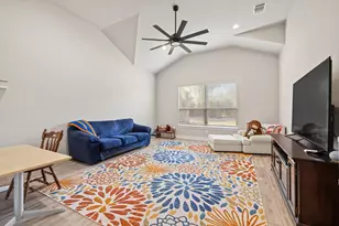 805 Gipper Ln, Leander, TX 78641 - Photo 29