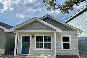 324 Shady Bluff Dr, Wimberley, TX 78676 - Photo 1