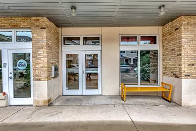 2124 E 6th Street #305, Austin, TX 78702 - Photo 3
