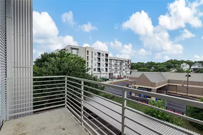 2124 E 6th Street #305, Austin, TX 78702 - Photo 25