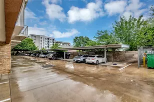 2124 E 6th St, Austin, TX 78702 - Photo 33