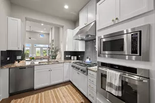 8200 Southwest Pkwy, Austin, TX 78735 - Photo 9