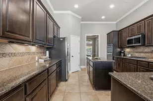 10013 Palmbrook Dr, Austin, TX 78717 - Photo 11