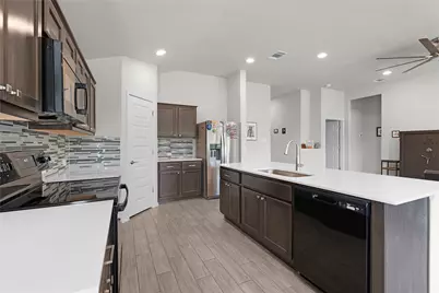 21408 Highland Lake Drive, Lago Vista, TX 78645 - Photo 7