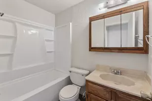 1402 Oakmeadows Cove, Round Rock, TX 78681 - Photo 15