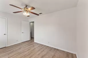 1402 Oakmeadows Cove, Round Rock, TX 78681 - Photo 11