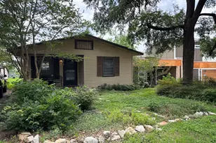 2815 Crest Ave, Austin, TX 78702 - Photo 1