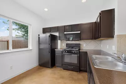 4619 Inicio Lane, Austin, TX 78725 - Photo 9