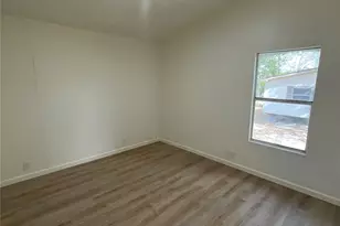 204 Overhill, Bastrop, TX 78602 - Photo 15