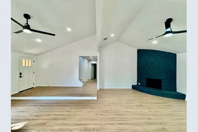 9506 Stonebridge Drive, Austin, TX 78758 - Photo 17