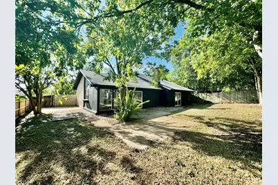 9506 Stonebridge Drive, Austin, TX 78758 - Photo 15