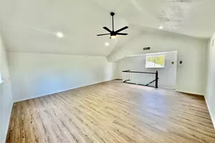 9506 Stonebridge Dr, Austin, TX 78758 - Photo 15