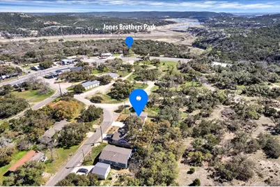 10500 W Lakeview Drive, Jonestown, TX 78645 - Photo 31
