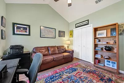 10500 W Lakeview Drive, Jonestown, TX 78645 - Photo 29