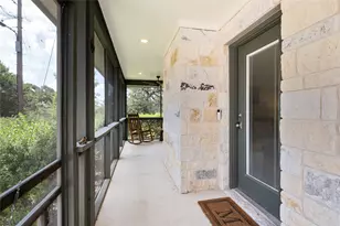 10500 W Lakeview Dr, Jonestown, TX 78645 - Photo 9