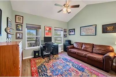 10500 W Lakeview Drive, Jonestown, TX 78645 - Photo 27