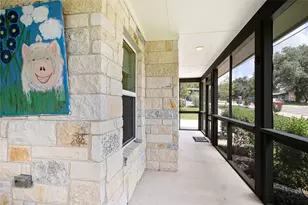 10500 W Lakeview Dr, Jonestown, TX 78645 - Photo 11
