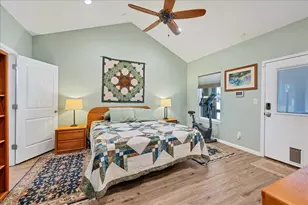 10500 W Lakeview Dr, Jonestown, TX 78645 - Photo 23