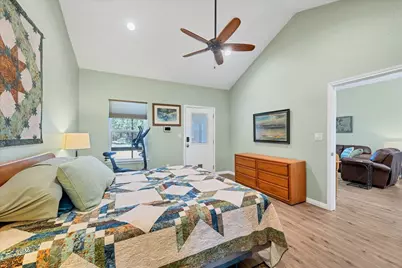 10500 W Lakeview Drive, Jonestown, TX 78645 - Photo 25