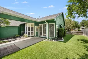 231 Westbury Ln, Georgetown, TX 78633 - Photo 5
