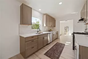 1201 Ridgehaven Dr, Austin, TX 78723 - Photo 15