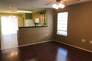 6912 Walkup Ln, Austin, TX 78747 - Photo 13