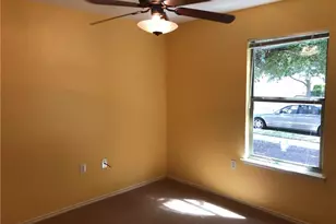 6912 Walkup Ln, Austin, TX 78747 - Photo 5