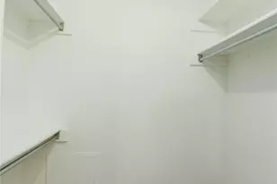 1748 Ohlen Rd, Austin, TX 78757 - Photo 9