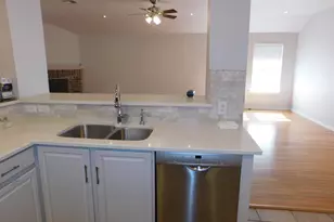 5812 Pecanwood Ln, Austin, TX 78749 - Photo 7