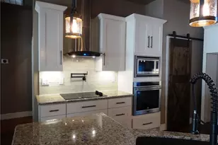 20601 Branding Iron, Lago Vista, TX 78645 - Photo 11