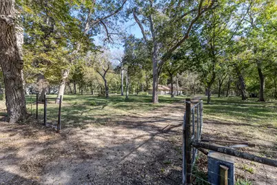 75 County Road 129, Taylor, TX 76574 - Photo 3