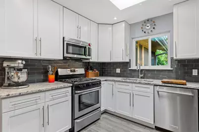 1617 Glencrest Drive, Austin, TX 78723 - Photo 25