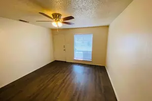 1710 Ledgewood Dr, Austin, TX 78758 - Photo 3