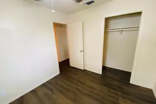 1710 Ledgewood Dr, Austin, TX 78758 - Photo 11