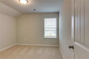 6916 Ranchito Dr, Austin, TX 78744 - Photo 27