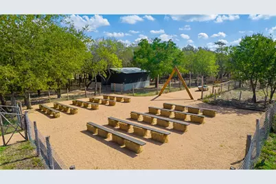 8604 Elroy Road, Del Valle, TX 78617 - Photo 21