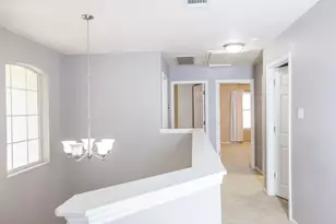 3931 Bonnie Ln, Round Rock, TX 78665 - Photo 13