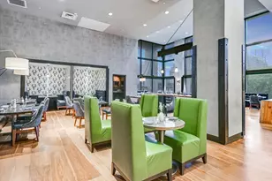 555 E 5th St, Austin, TX 78701 - Photo 39