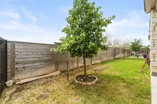 1531 N Red Bud Ln, Round Rock, TX 78665 - Photo 23