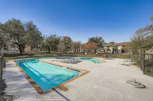 1827 River Crossing Cir, Austin, TX 78741 - Photo 27