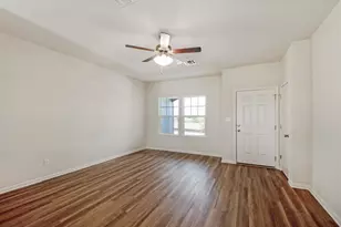 404 Spiny Lizard Ln, San Marcos, TX 78666 - Photo 11