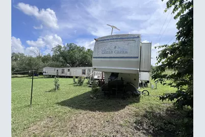 10001 Peterson Road, Del Valle, TX 78617 - Photo 9