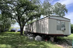 10001 Peterson Rd, Del Valle, TX 78617 - Photo 21