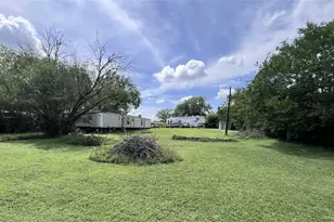 10001 Peterson Rd, Del Valle, TX 78617 - Photo 25