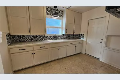 420 Stonewall Street, Kerrville, TX 78028 - Photo 5