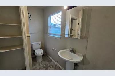 420 Stonewall Street, Kerrville, TX 78028 - Photo 25