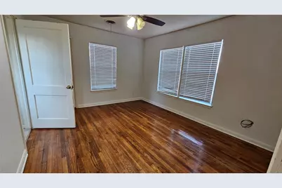 420 Stonewall Street, Kerrville, TX 78028 - Photo 21