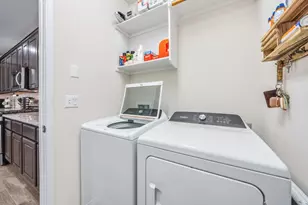 7309 Van Ness St, Austin, TX 78744 - Photo 23